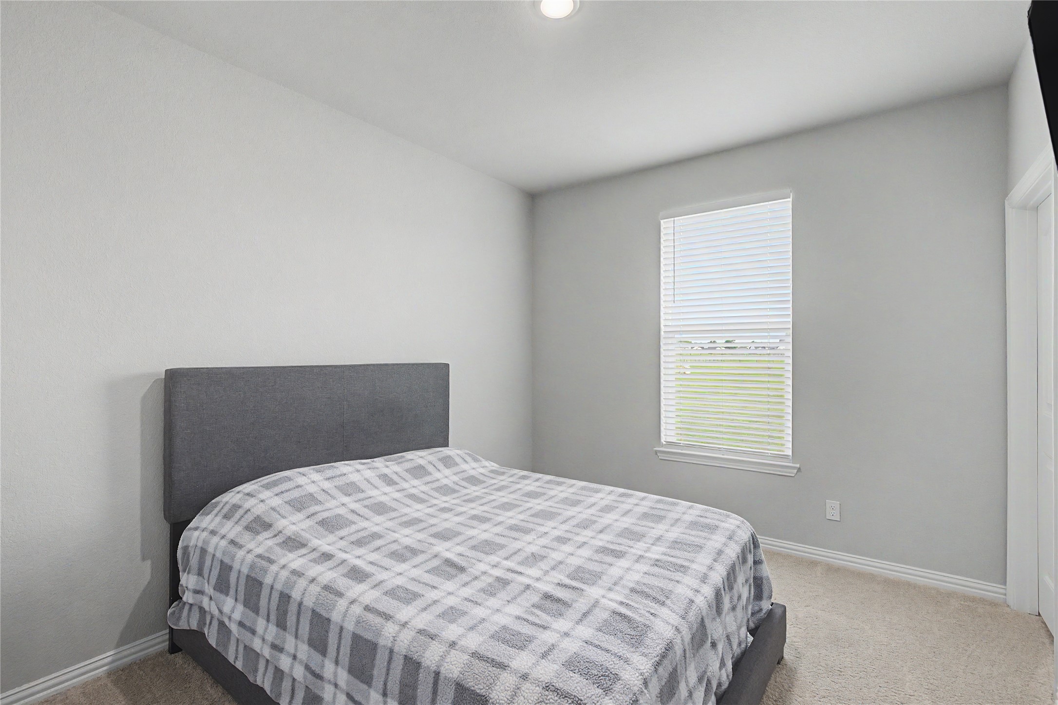 185 Chester Road Springtown TX 76082