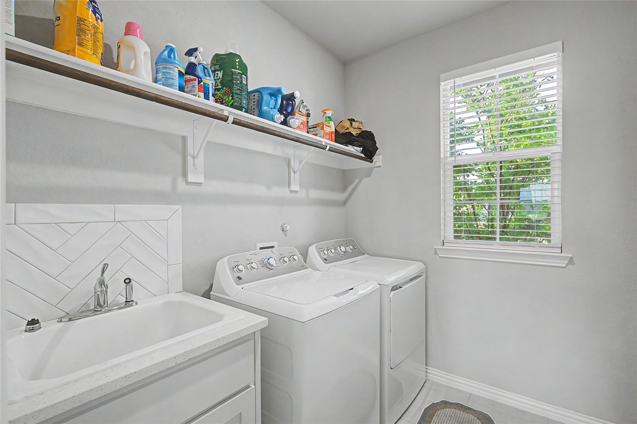 185 Chester Road Springtown TX 76082