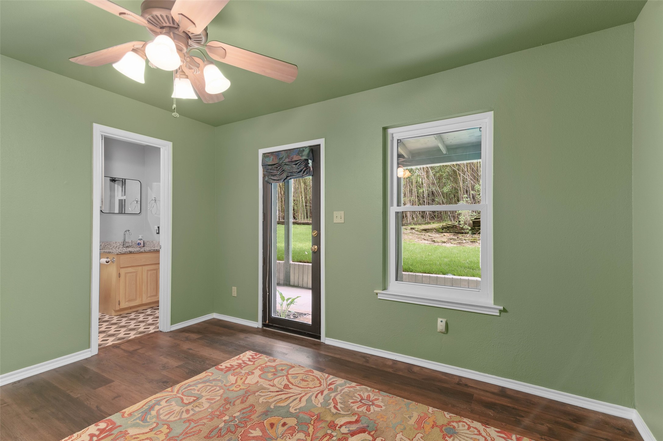 2002 Emerson Lane Denton TX 76209