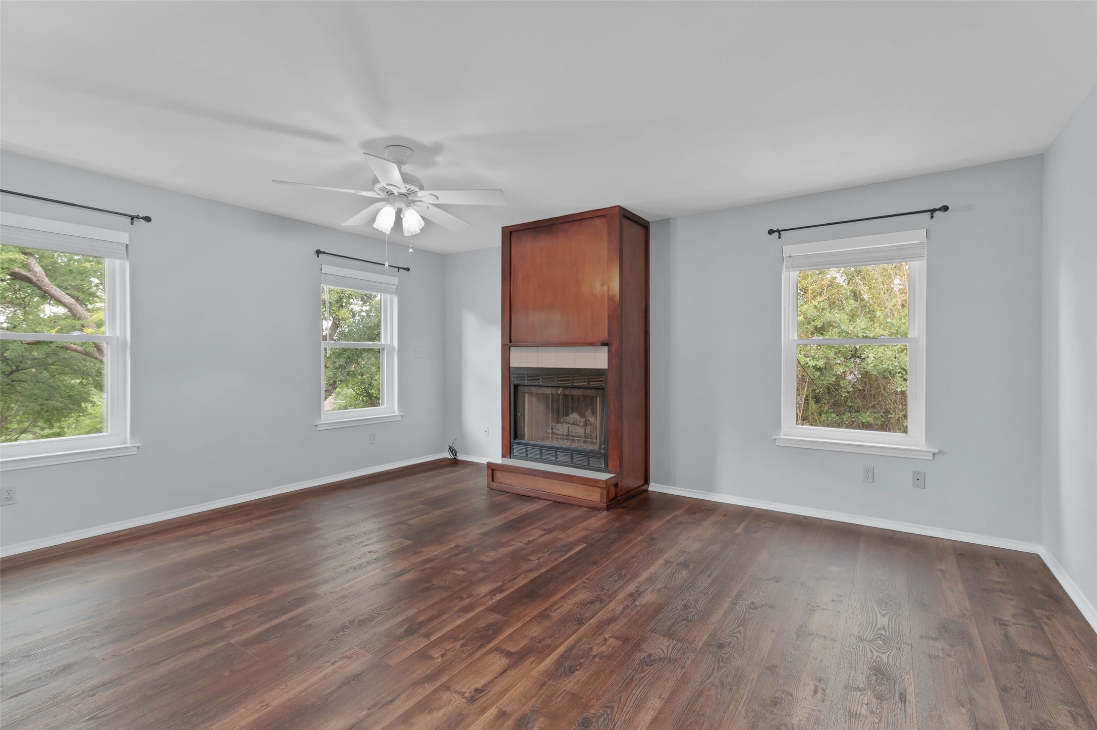 2002 Emerson Lane Denton TX 76209