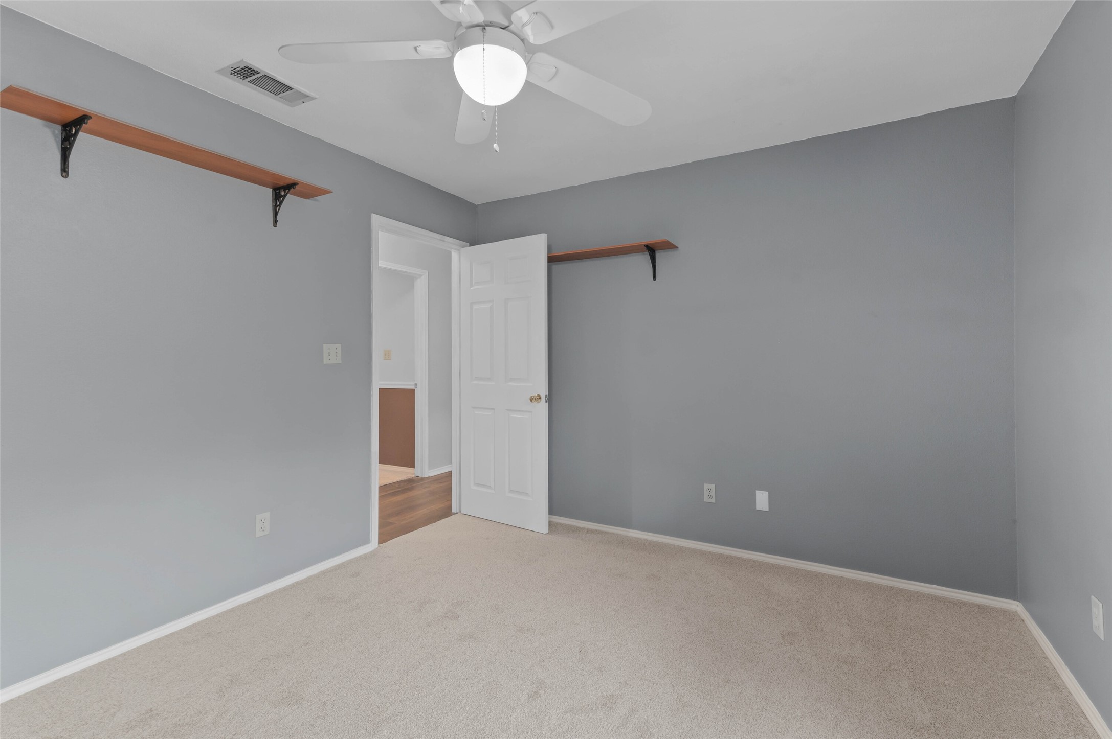 2002 Emerson Lane Denton TX 76209