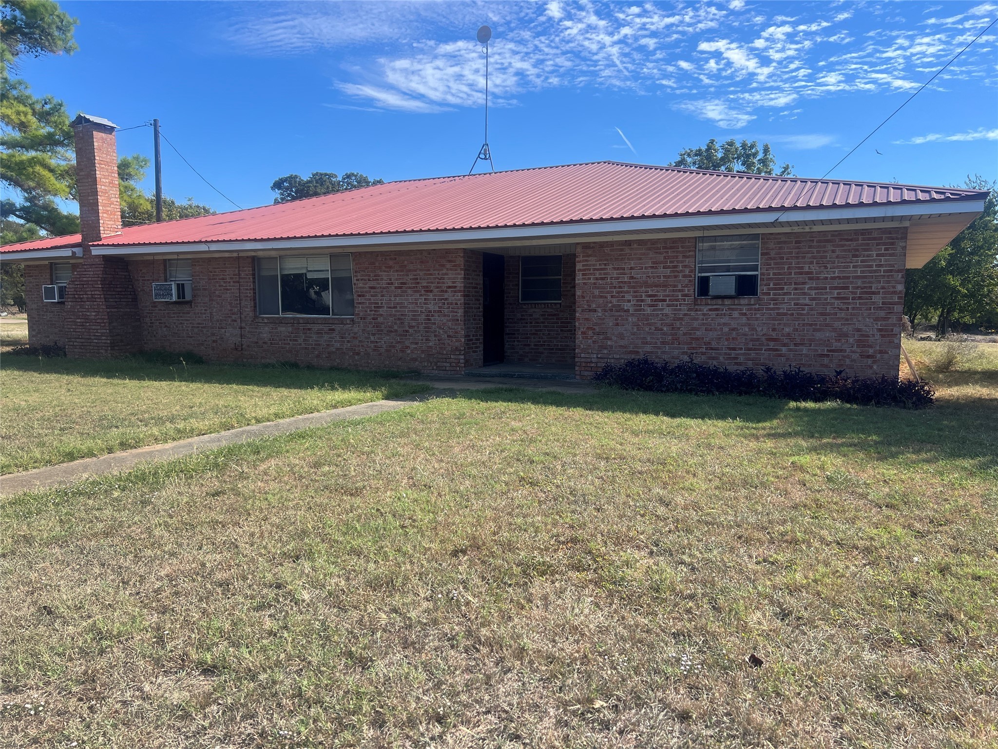 203 Washington Avenue Strawn TX 76475