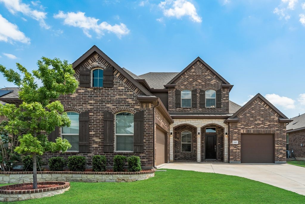 7807 Links Drive Arlington TX 76001