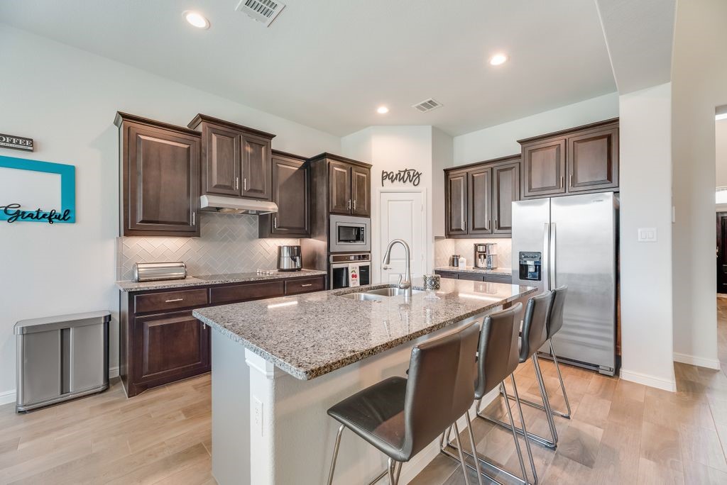 7807 Links Drive Arlington TX 76001