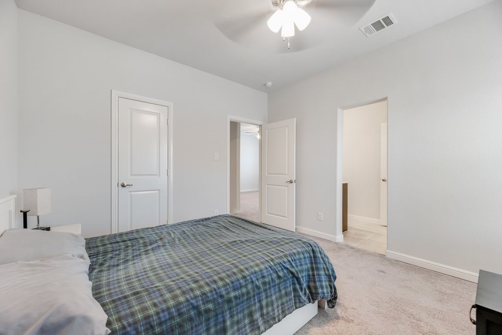 7807 Links Drive Arlington TX 76001