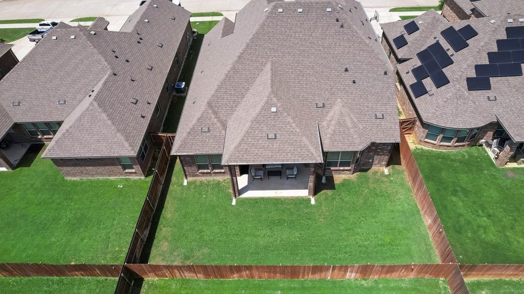 7807 Links Drive Arlington TX 76001