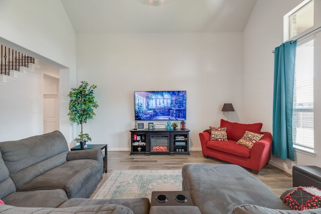 7807 Links Drive Arlington TX 76001