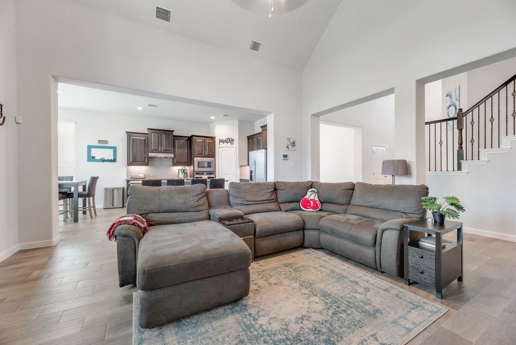 7807 Links Drive Arlington TX 76001