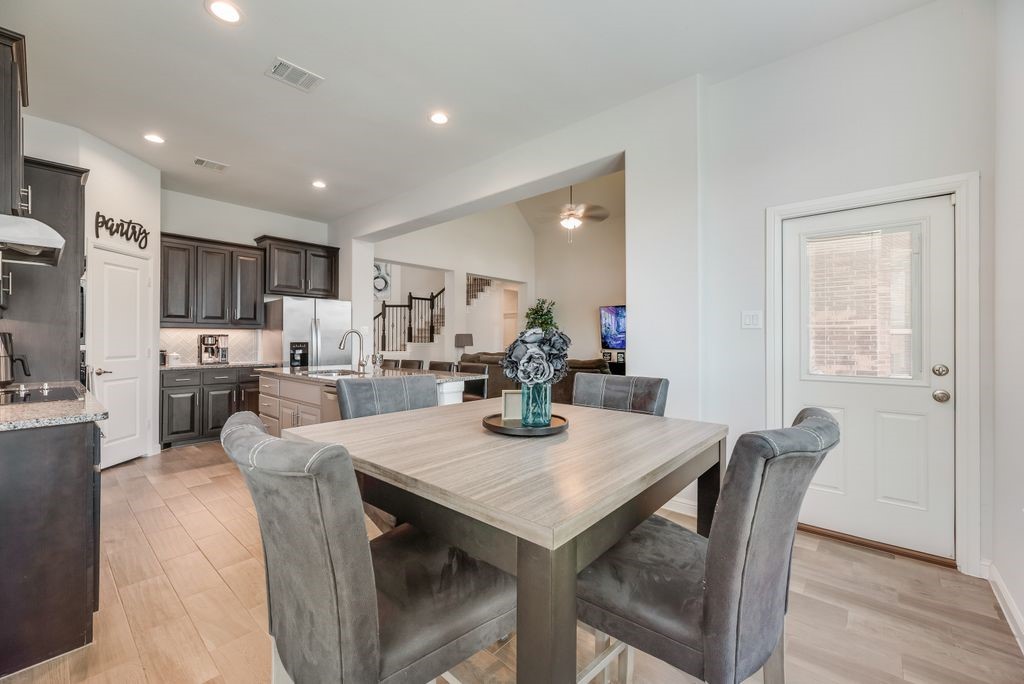 7807 Links Drive Arlington TX 76001