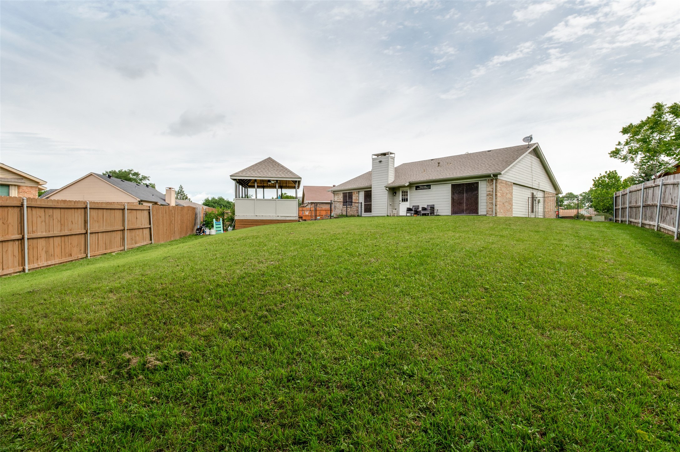 500 Reef Court Irving TX 75060