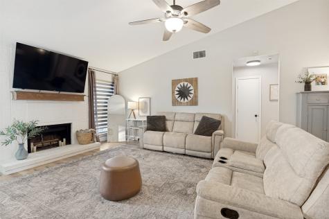 500 Reef Court Irving TX 75060