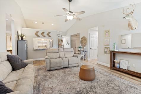 500 Reef Court Irving TX 75060