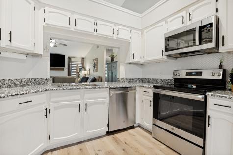 500 Reef Court Irving TX 75060