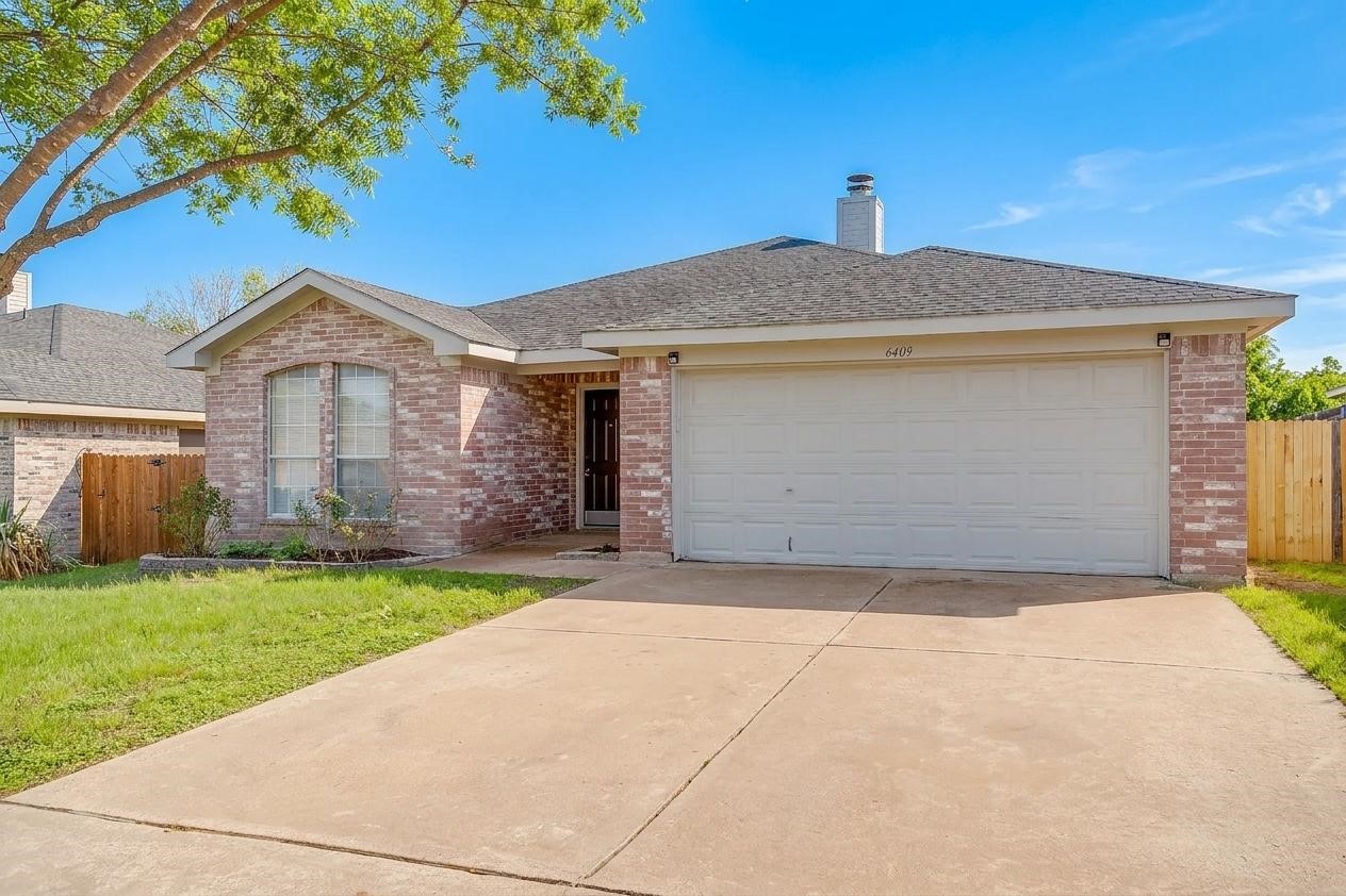 6409 Riverwater Trail Fort Worth TX 76179
