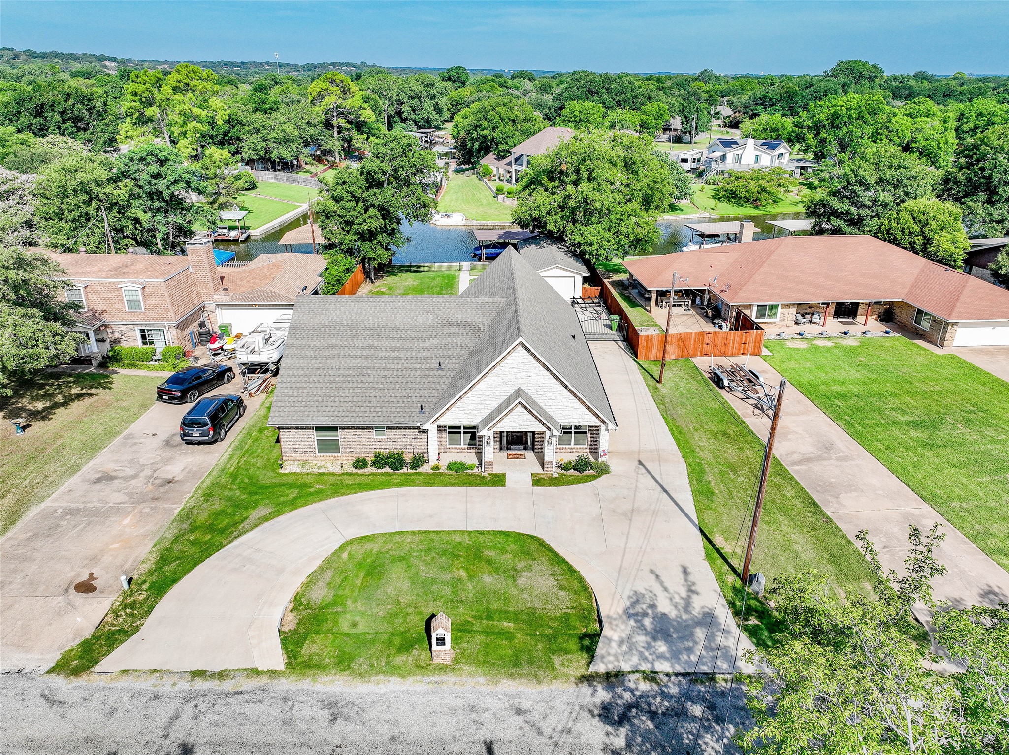 4100 Apache Trail Court Granbury TX 76048
