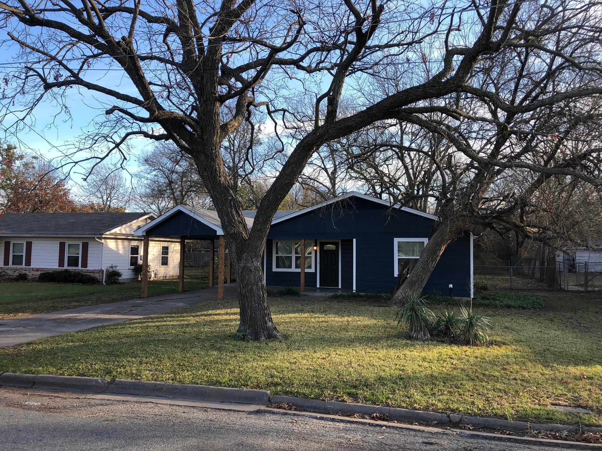1309 N Brents Avenue Sherman TX 75090