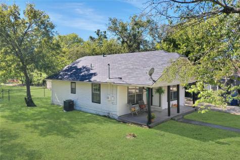 413 Maple Street Farmersville TX 75442