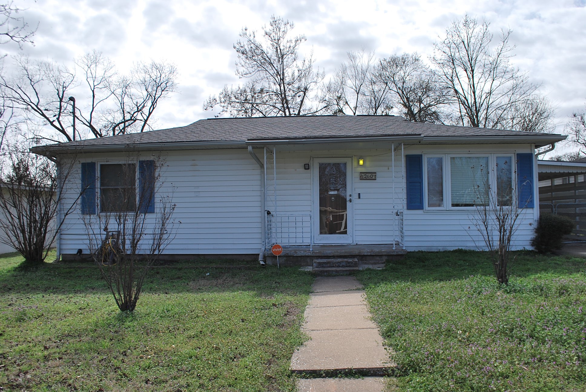 2604 W Johnson Street Denison TX 75020