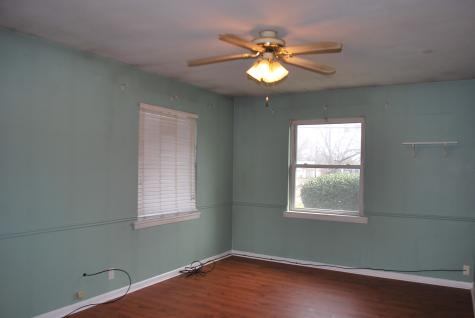 2604 W Johnson Street Denison TX 75020