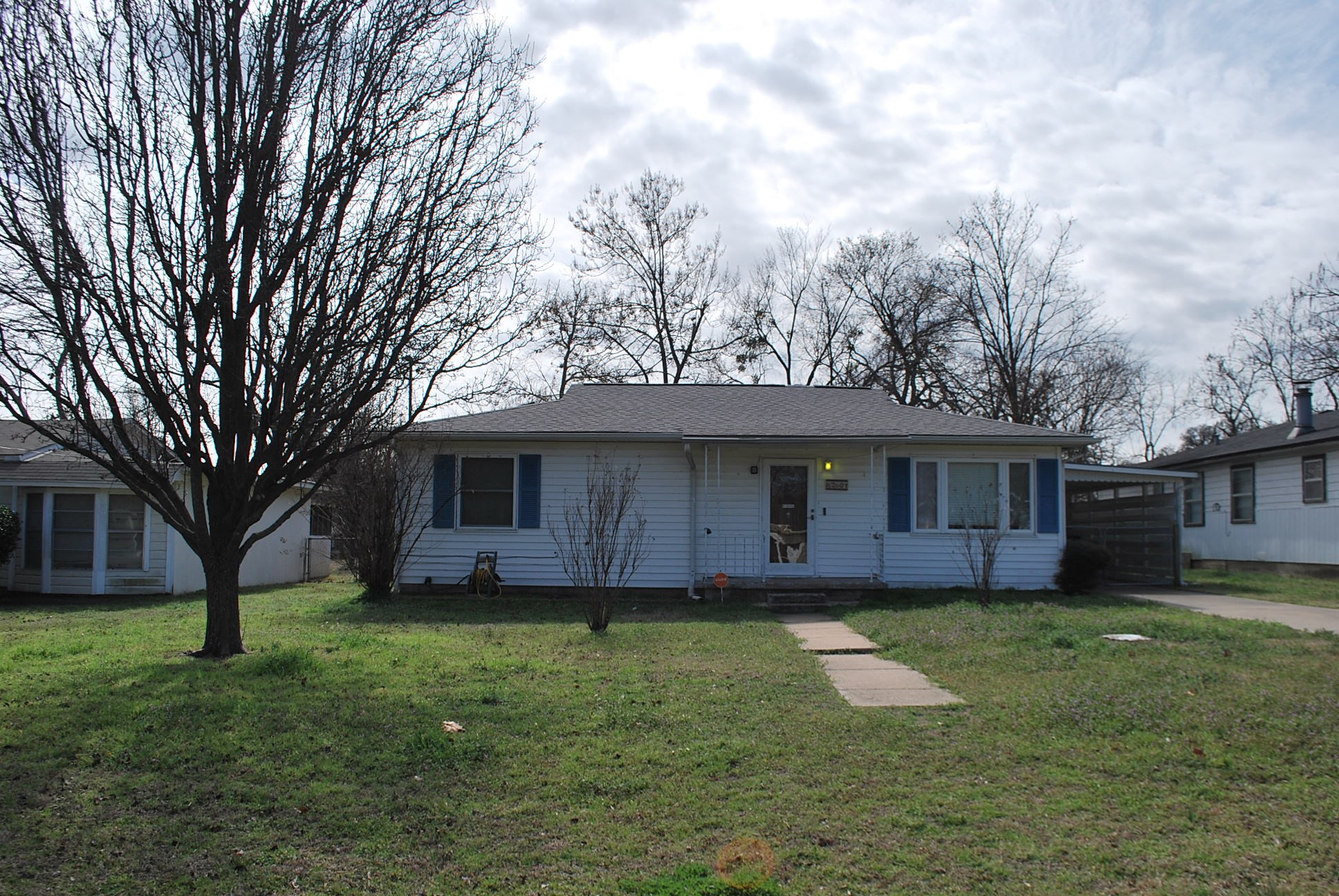 2604 W Johnson Street Denison TX 75020