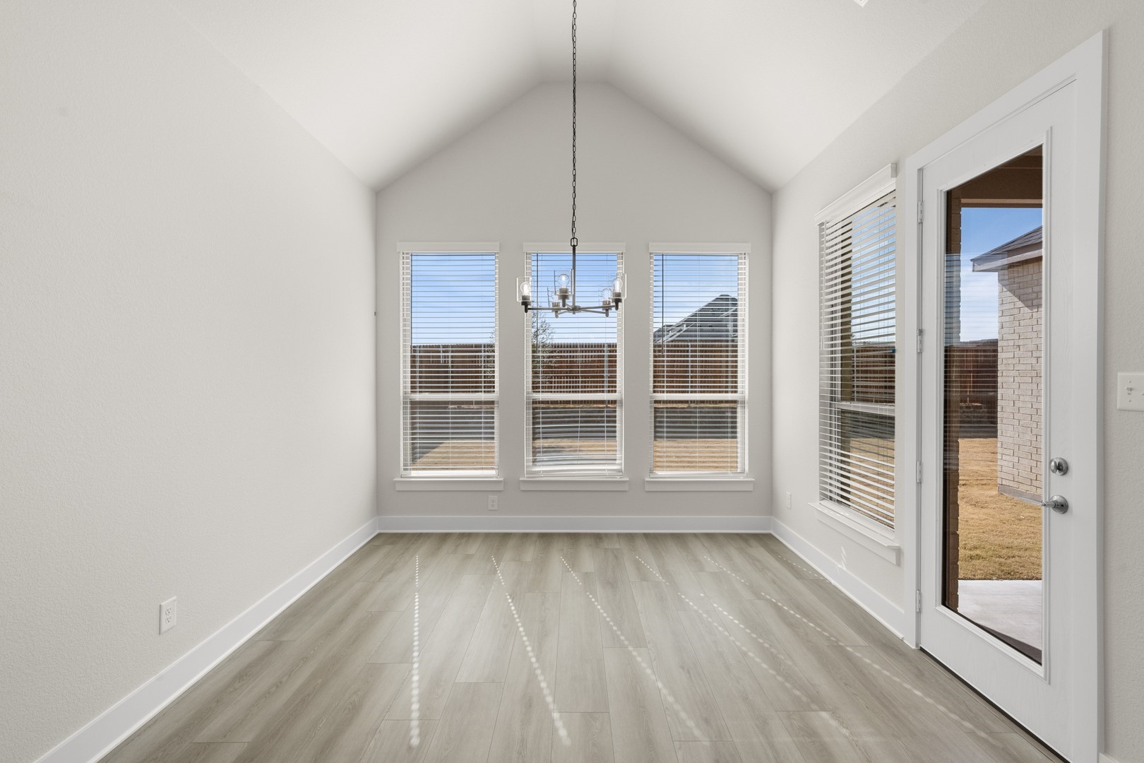 490 Red Maple Road Waxahachie TX 75165