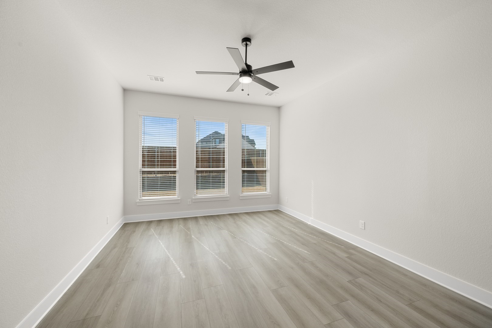 490 Red Maple Road Waxahachie TX 75165