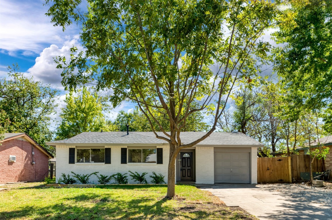 1304 Rosewood Lane Arlington TX 76010