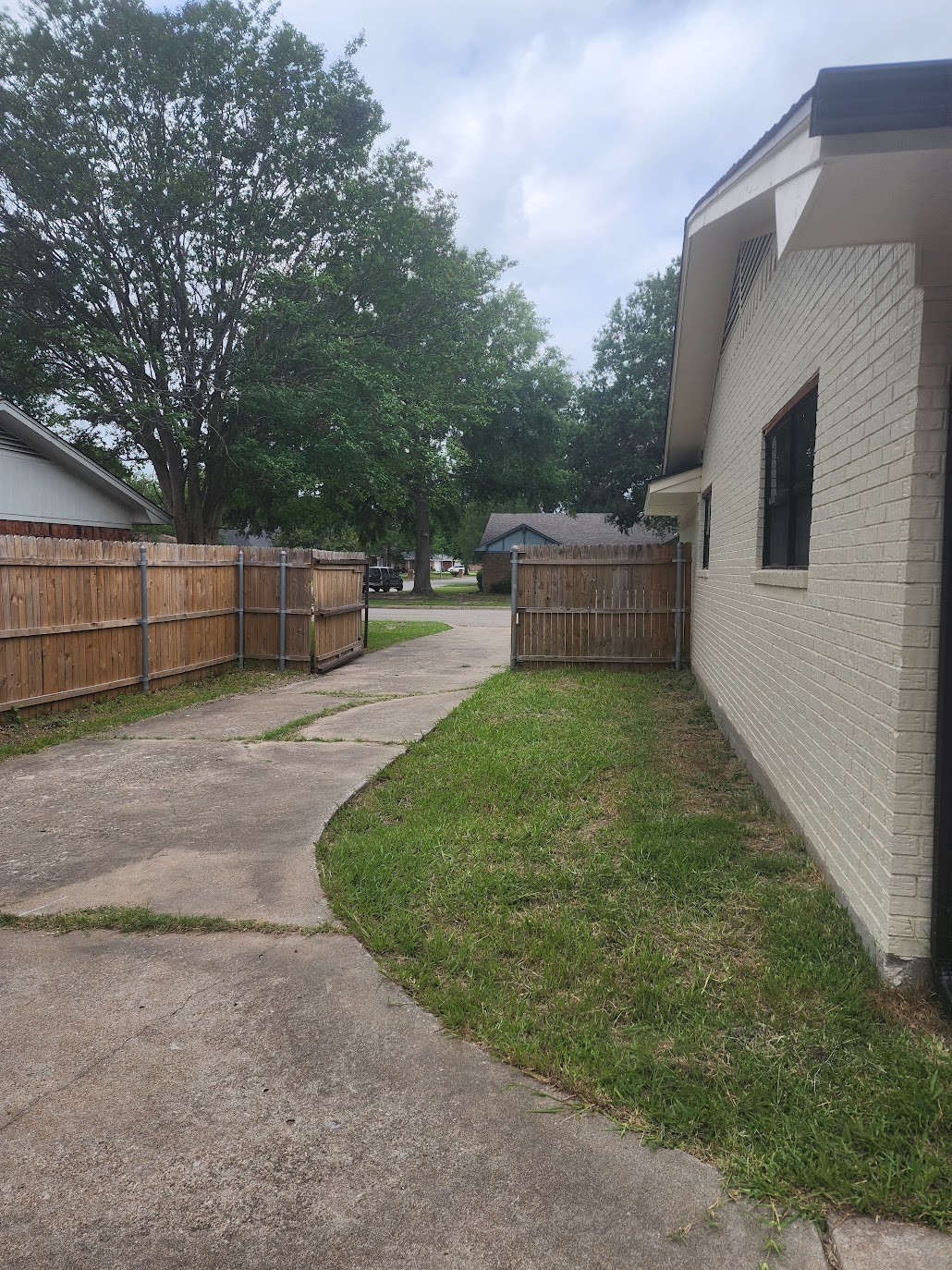 2908 Washington Street Commerce TX 75428