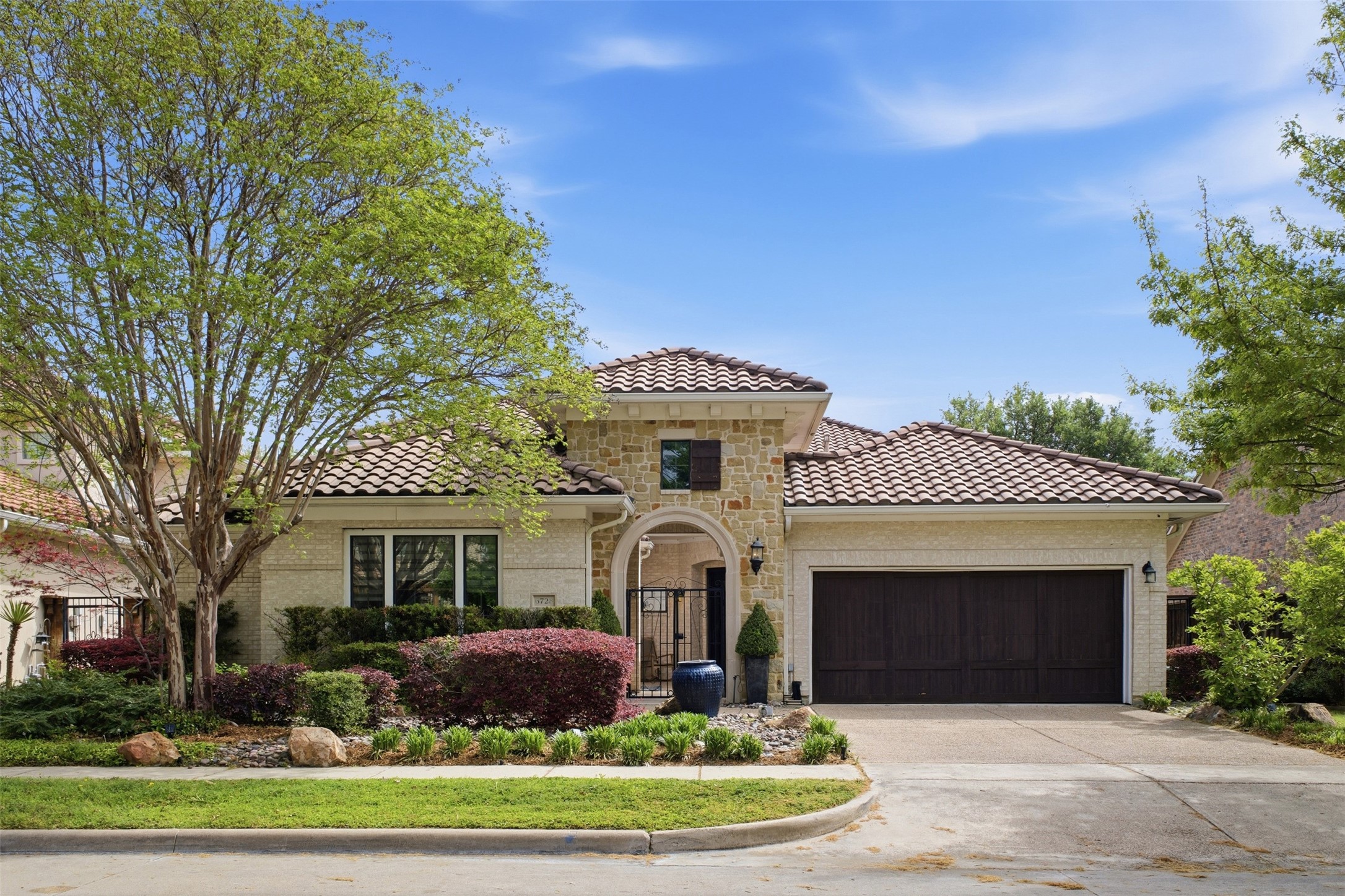 6728 Barcelona Irving TX 75039