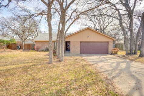816 Lake Crest Parkway Azle TX 76020