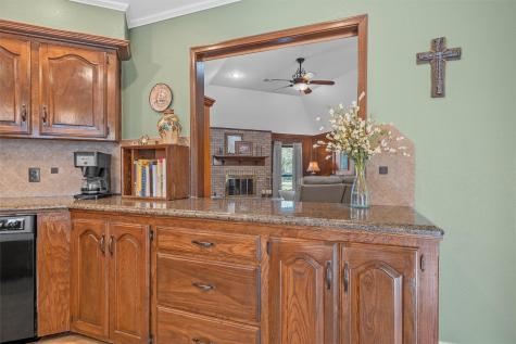 101 Private Road 1283 Fairfield TX 75840