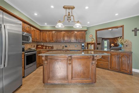 101 Private Road 1283 Fairfield TX 75840