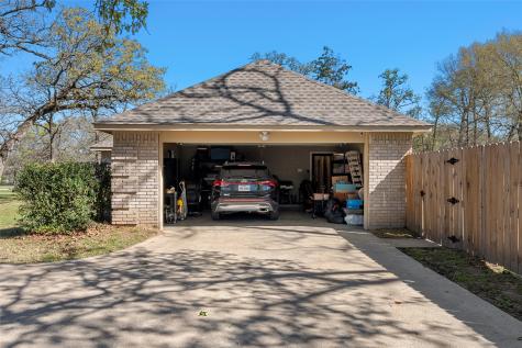101 Private Road 1283 Fairfield TX 75840
