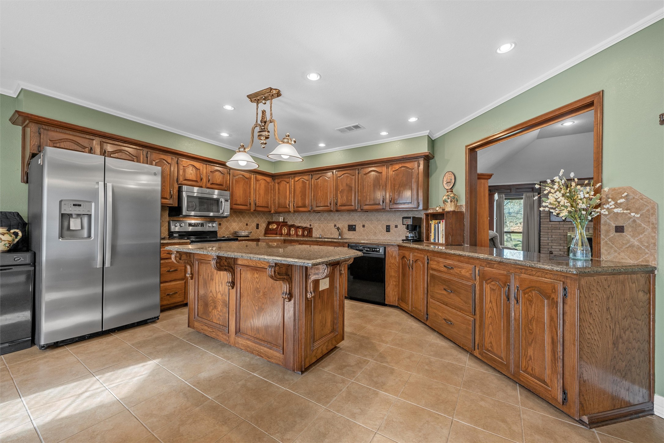 101 Private Road 1283 Fairfield TX 75840