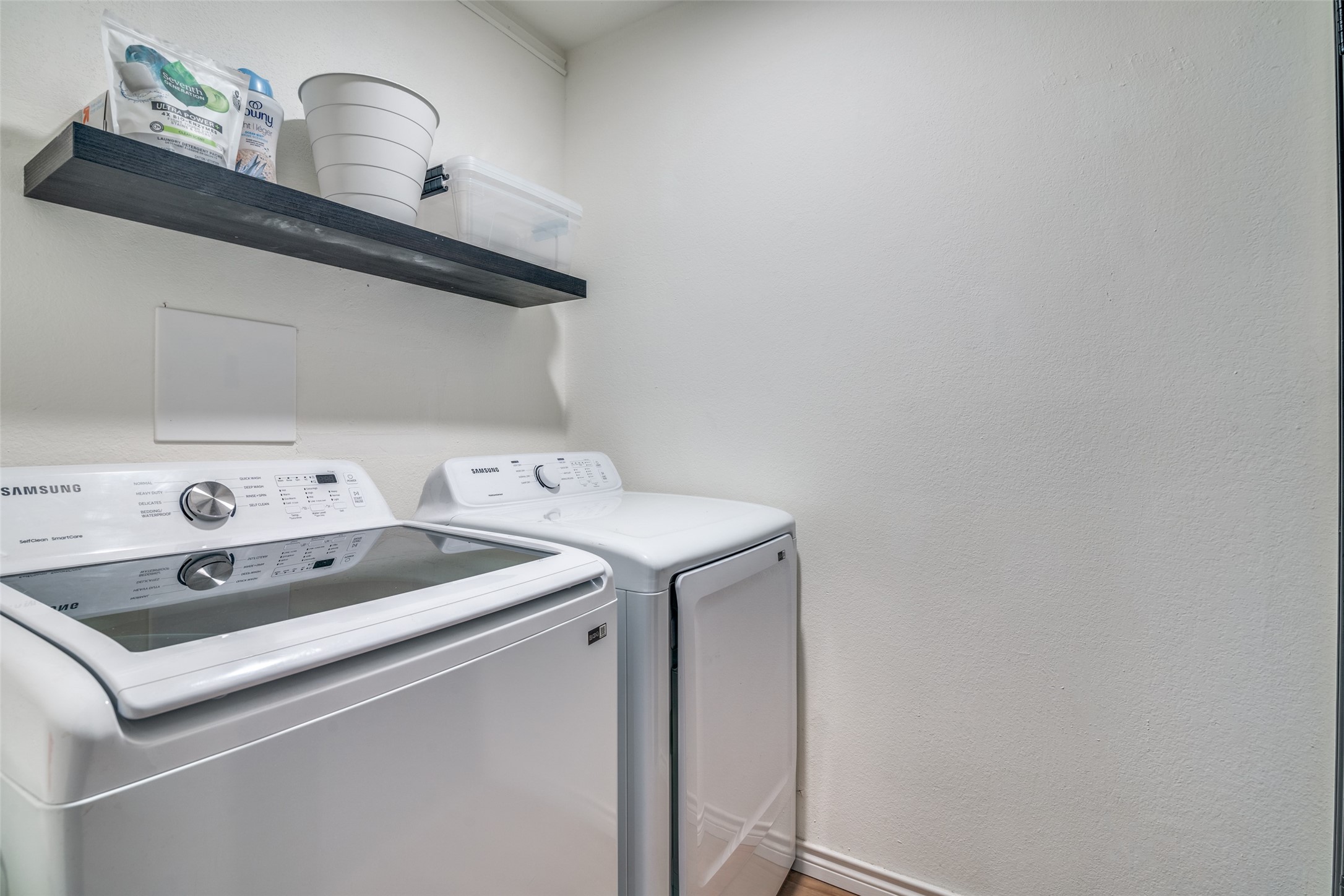 1701 Lakestone Court Garland TX 75044