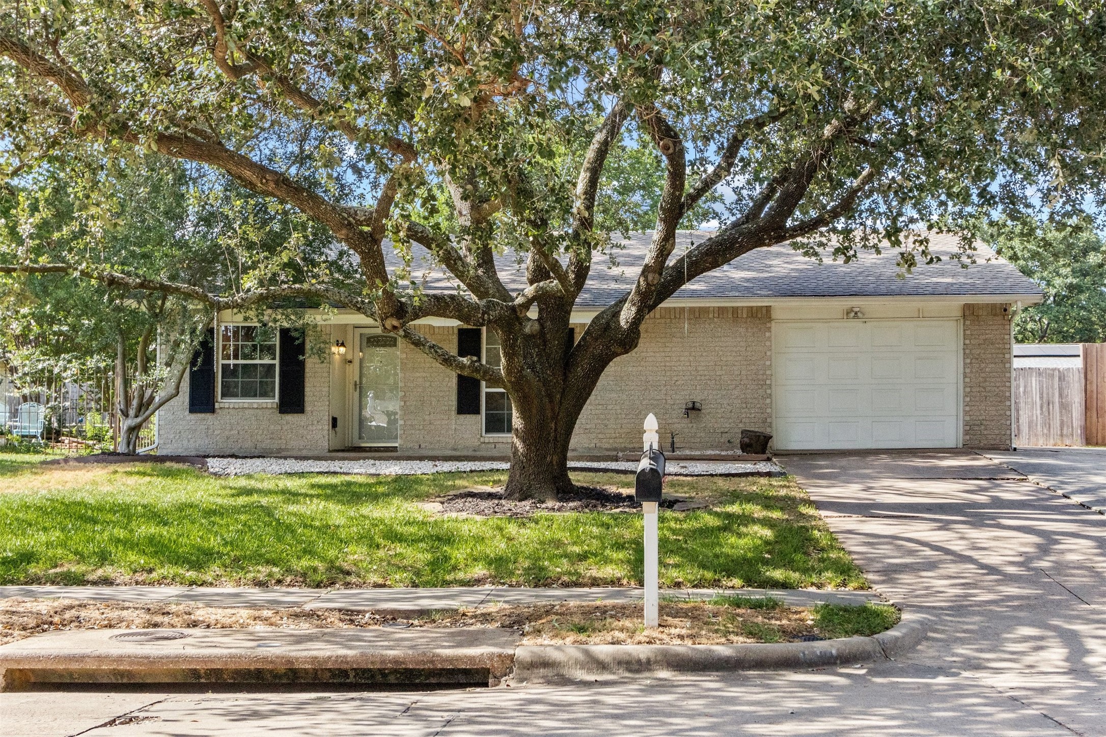 1201 Pioneer Lane Plano TX 75023