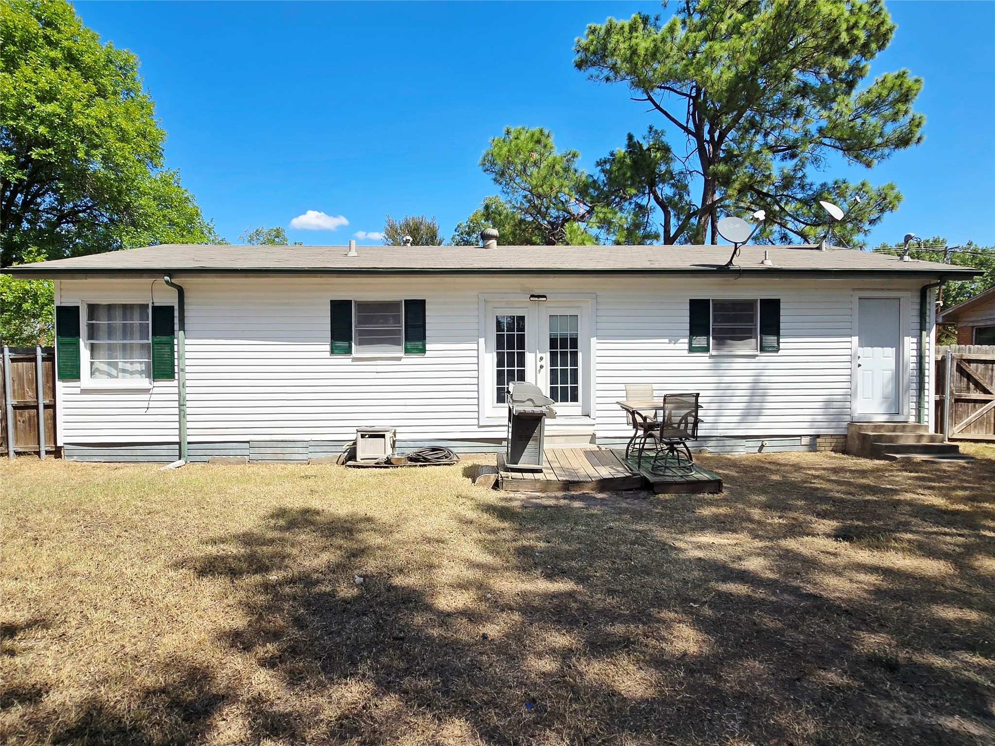 525 Maple Street Commerce TX 75428