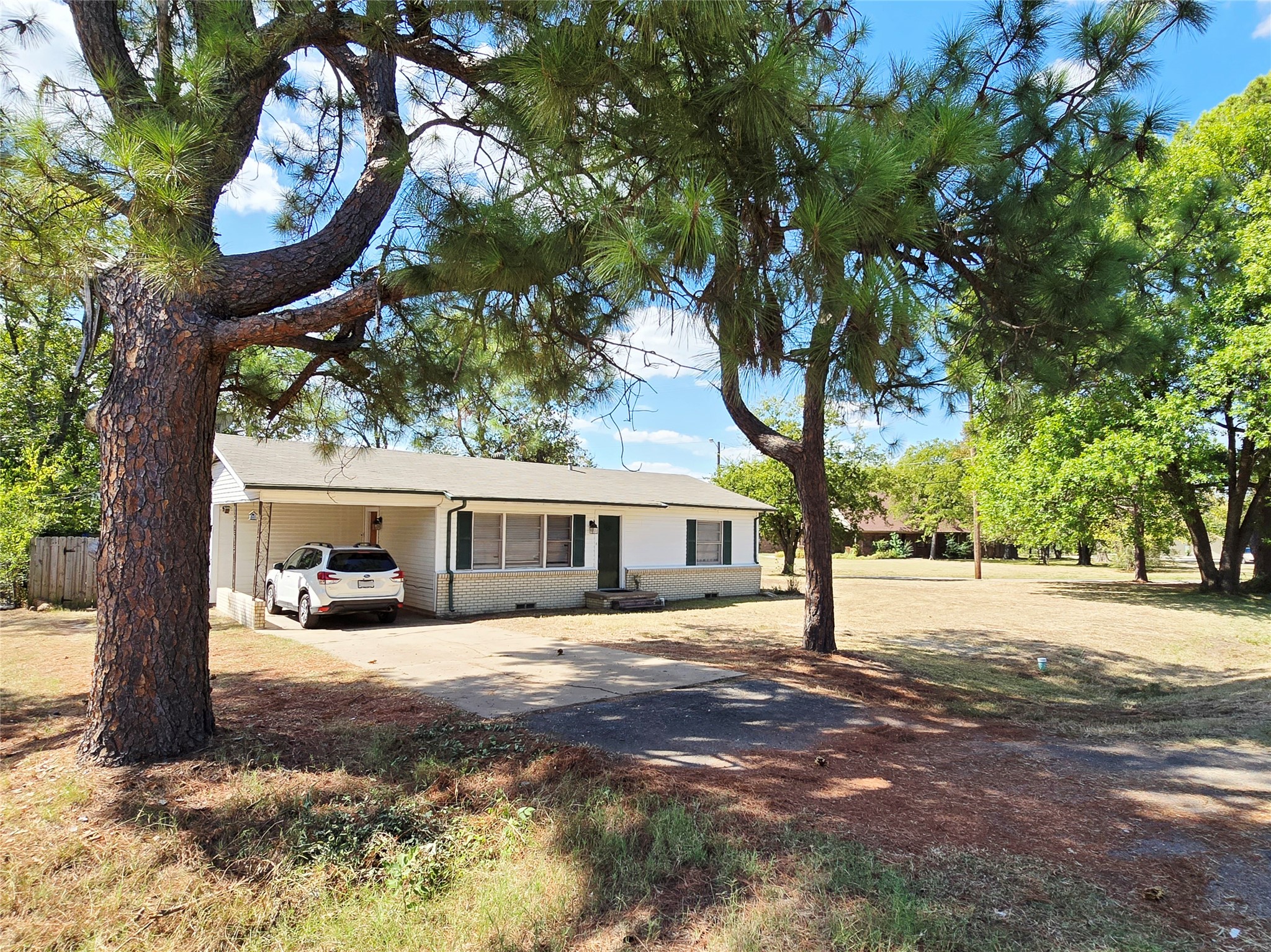 525 Maple Street Commerce TX 75428
