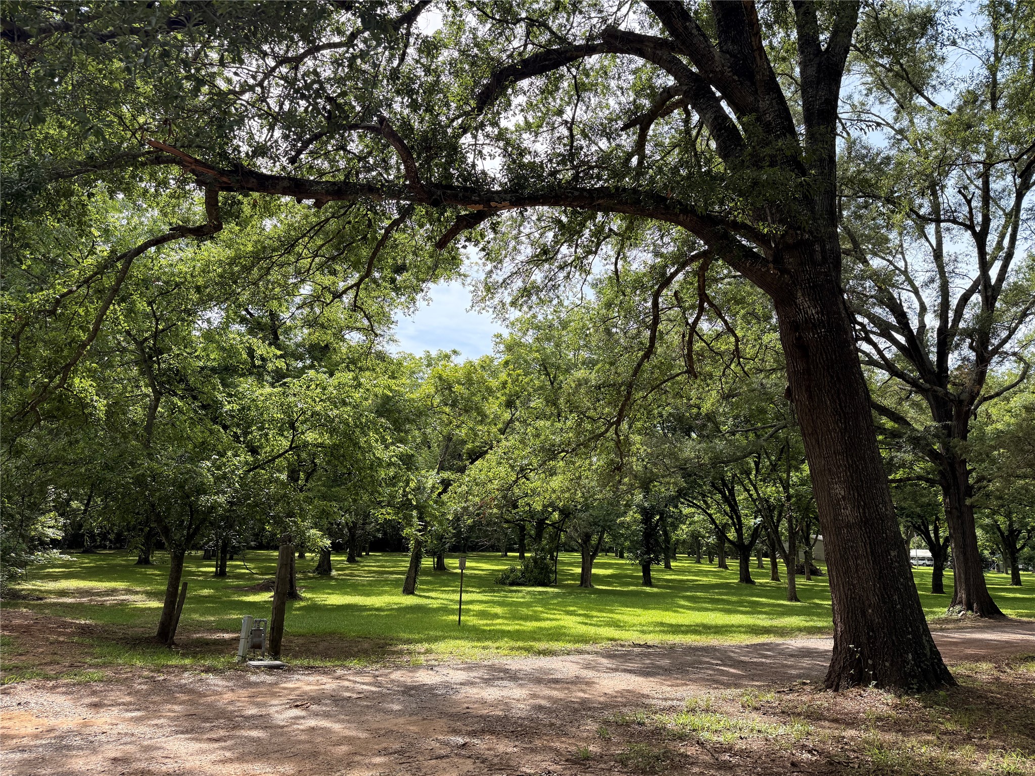 802 Caddo Lease Mooringsport LA 71060