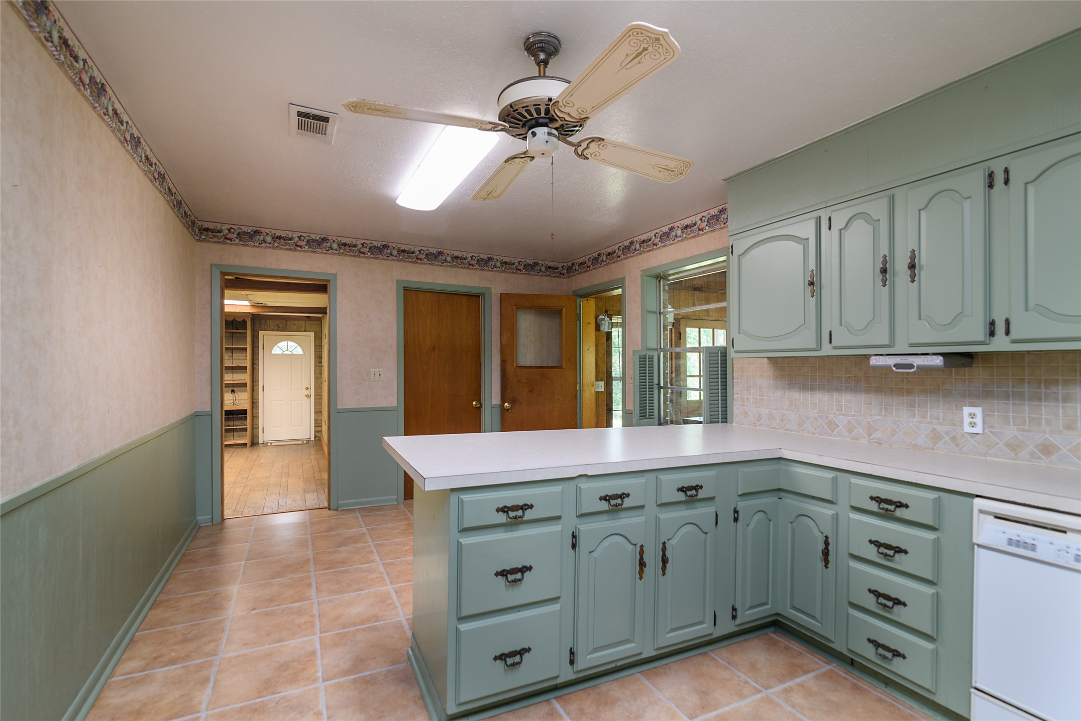 802 Caddo Lease Mooringsport LA 71060