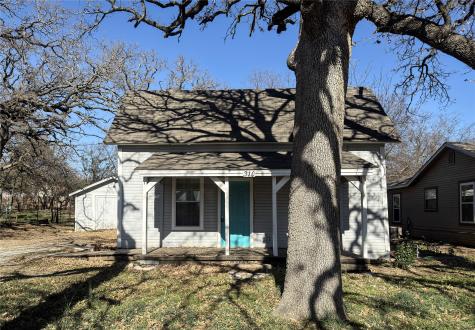 310 W Russell Street Weatherford TX 76086