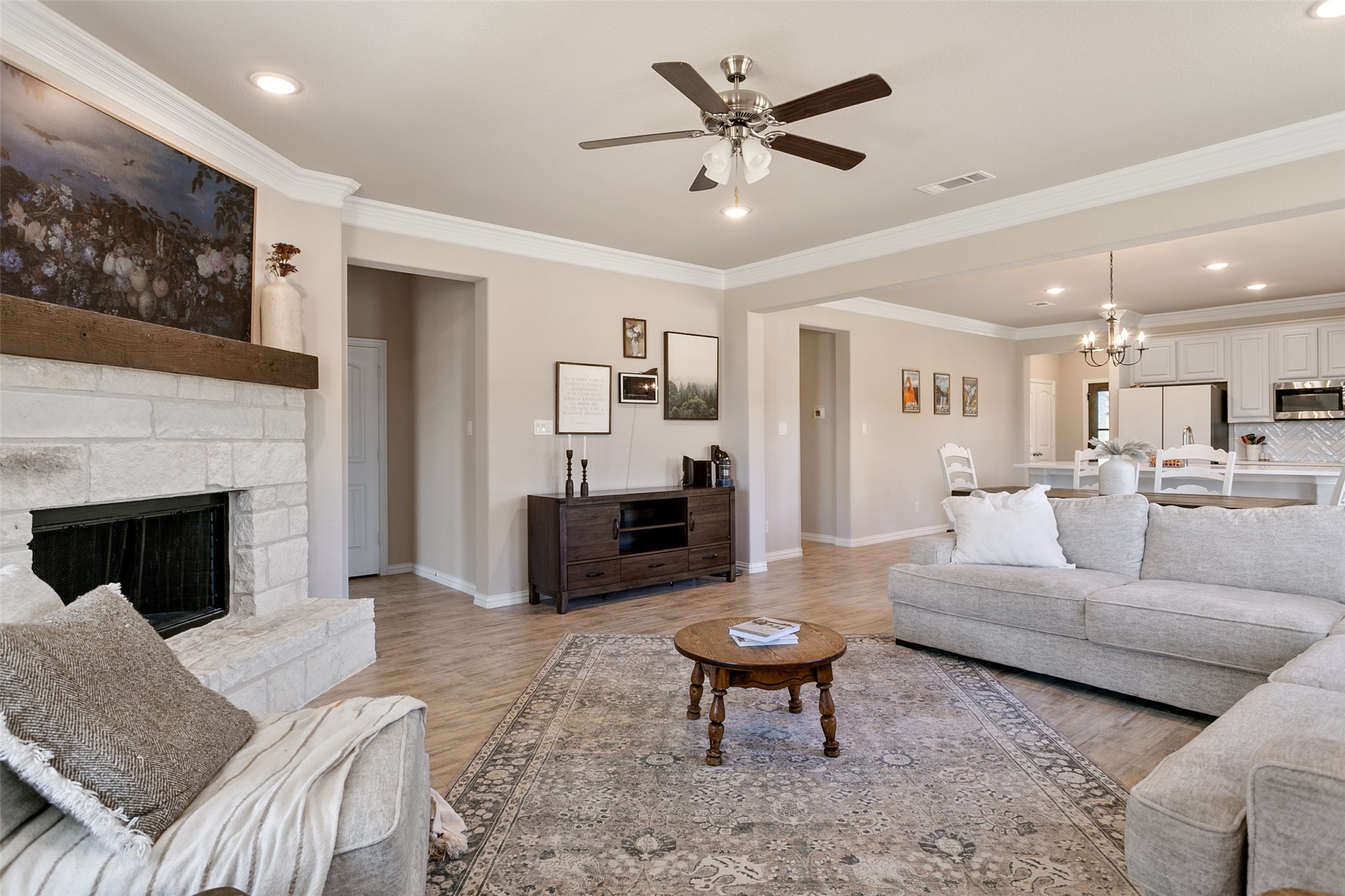 129 Cooper Court Springtown TX 76082