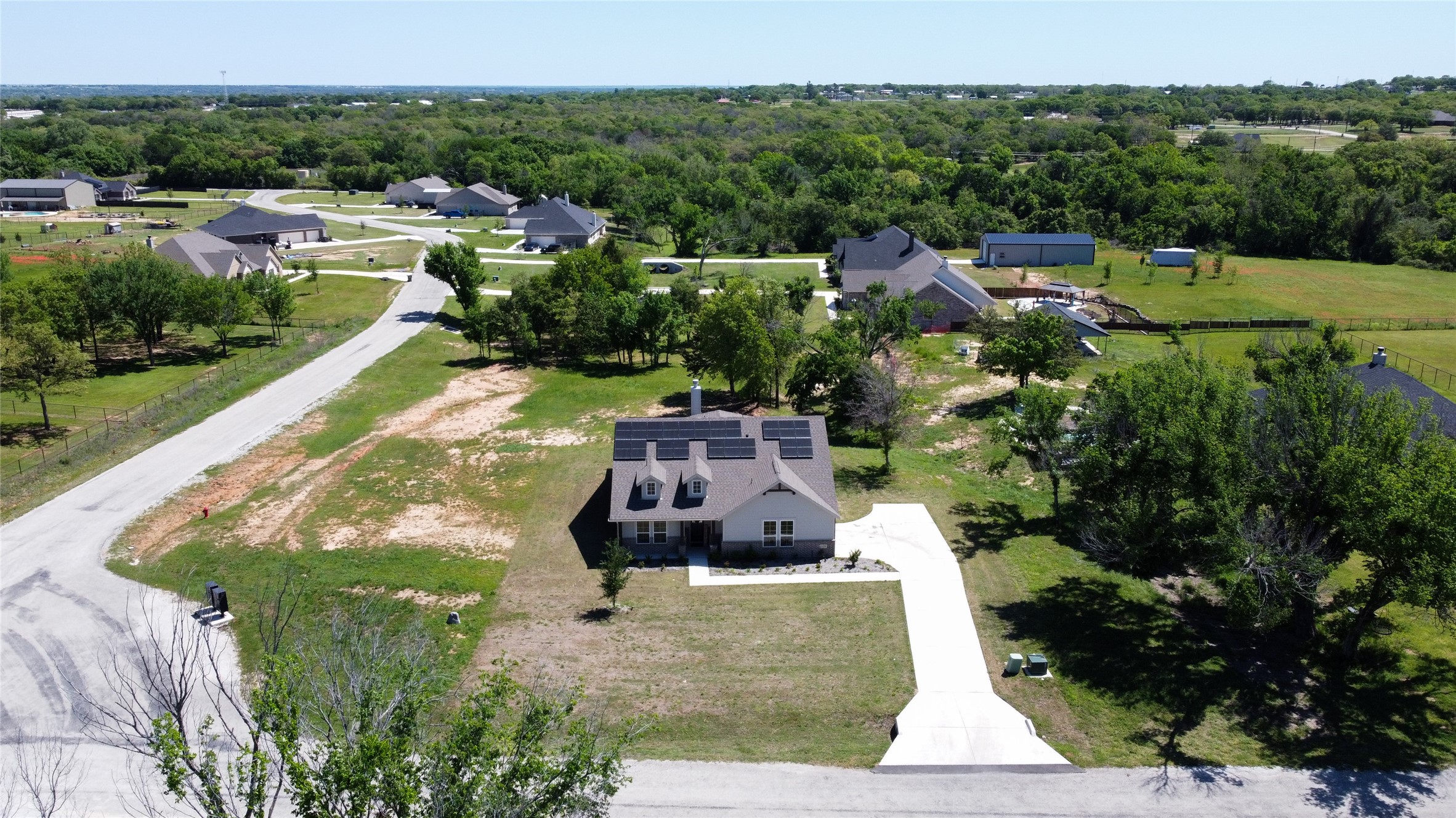 129 Cooper Court Springtown TX 76082