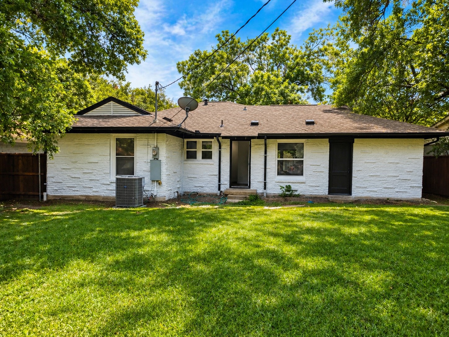 3217 Santa Teresa Avenue Dallas TX 75228