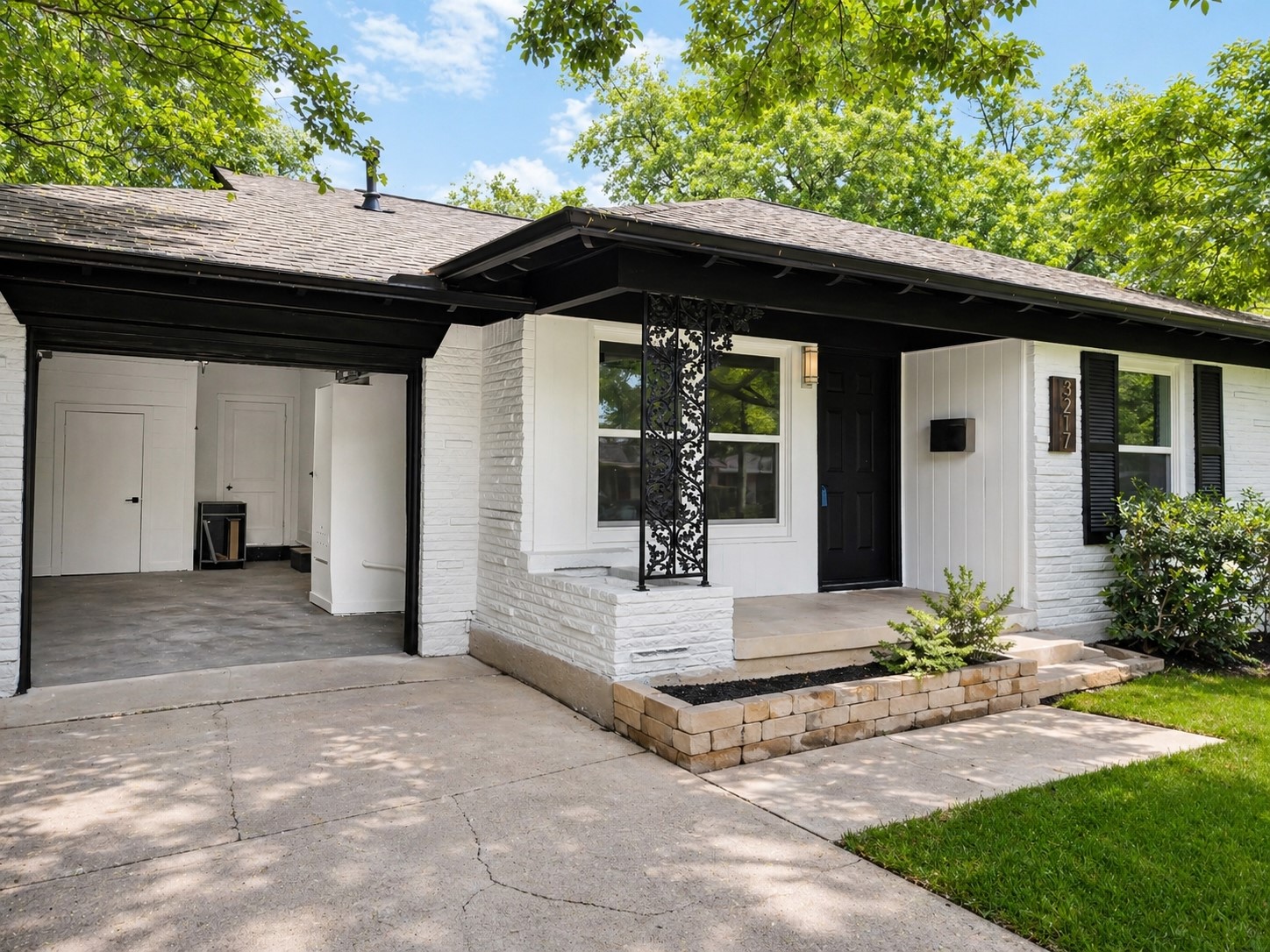 3217 Santa Teresa Avenue Dallas TX 75228