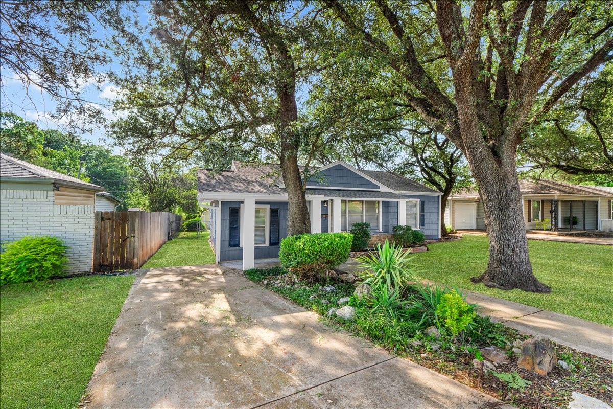 3133 Bigham Boulevard Fort Worth TX 76116