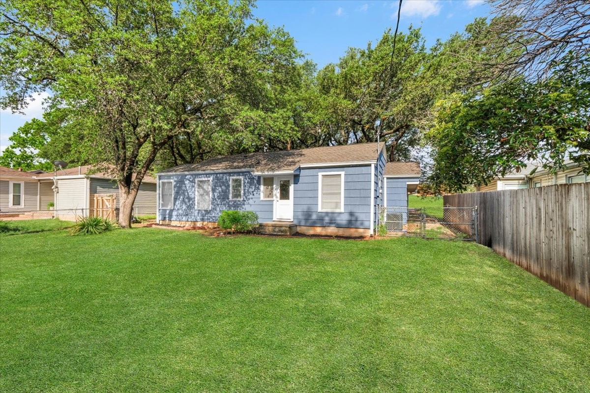 3133 Bigham Boulevard Fort Worth TX 76116