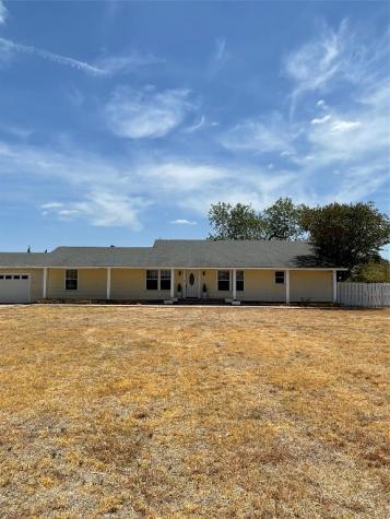 1112 County Road 412 Glen Rose TX 76043
