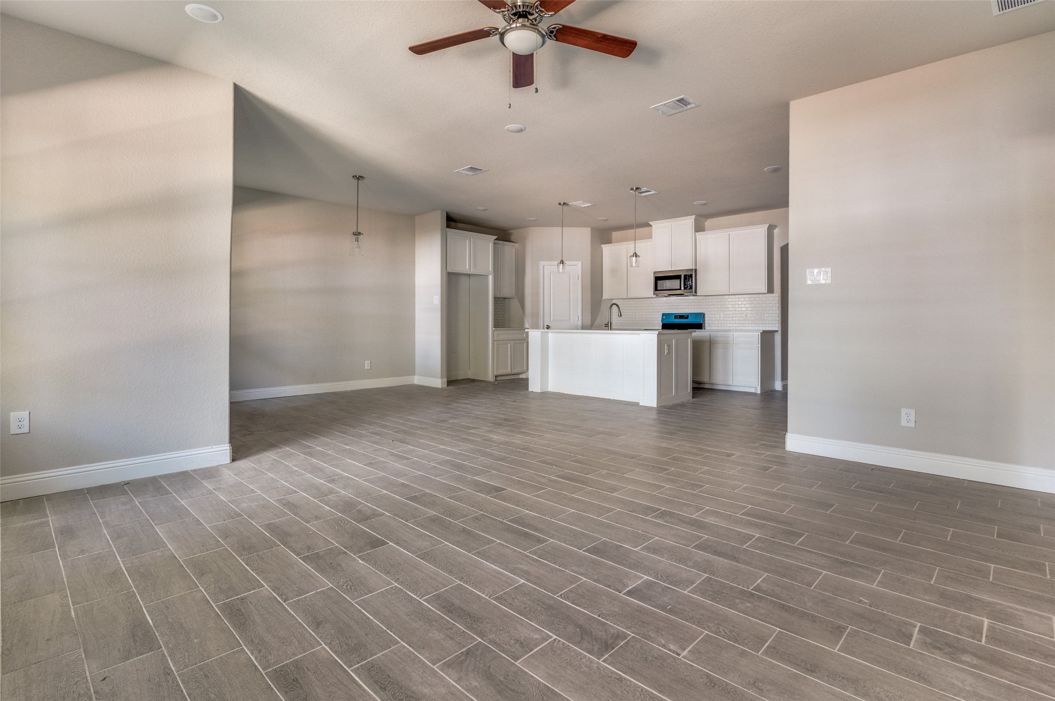 5520 Goodman Avenue Fort Worth TX 76107