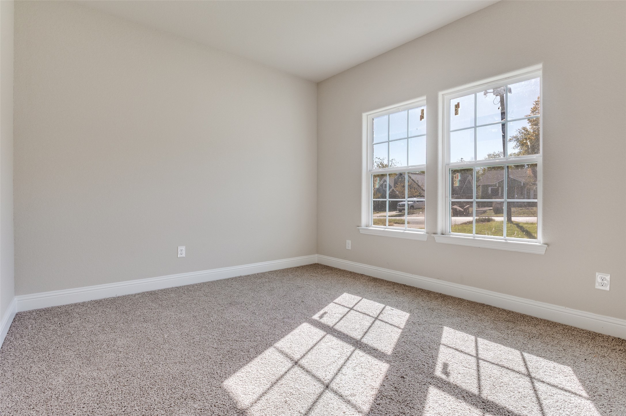 5520 Goodman Avenue Fort Worth TX 76107